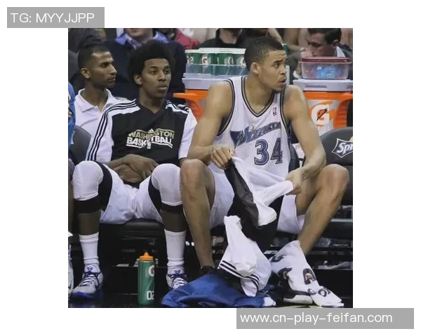 四冠中锋提前备战新赛季展现冠军气质与决心 四冠中锋提前备战新赛季展现冠军气质与决心