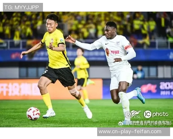大连英博主场落后青岛西海岸阿齐兹精彩进球助队领先