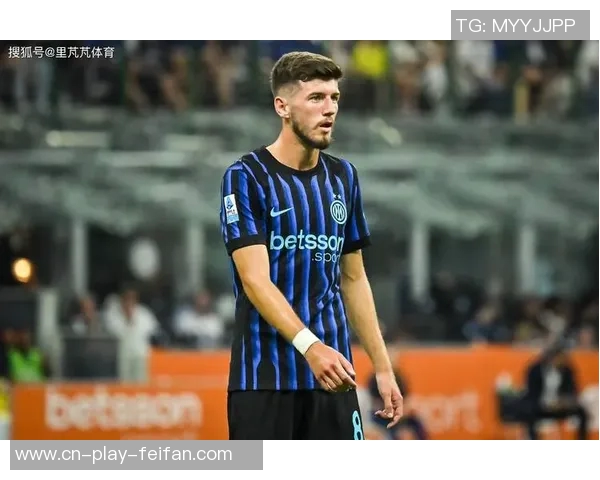 阿莱格里或将调整阵型莱奥中锋奇克前腰对抗佛罗伦萨