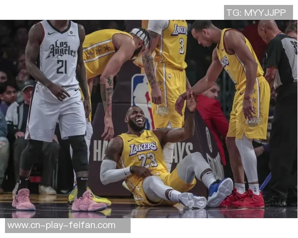 詹姆斯伤情新进展八月受伤或暗示复出时间临近